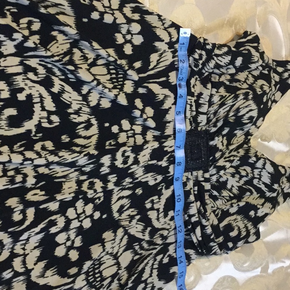Dress - Picture 7 of 7